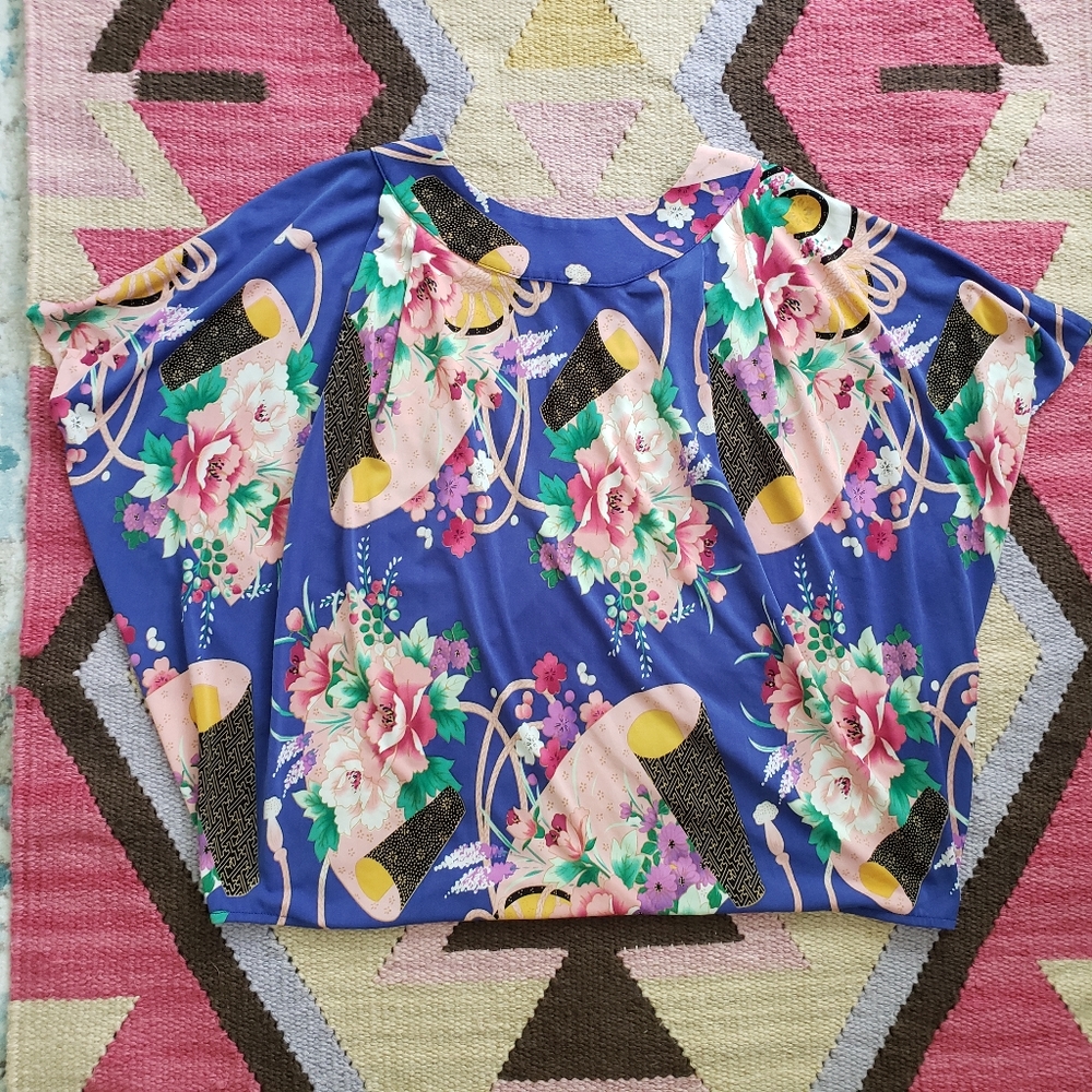 BCBG Max Azria Tulip Back Purple Floral Top